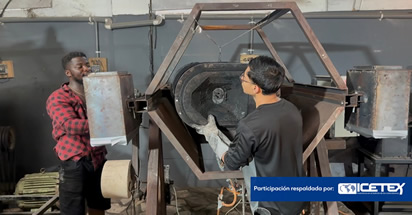 Noticia: Profesor de Ingeniería Mecatrónica fortalece procesos de innovación tecnológica y sostenibilidad mediante voluntariado internacional en Ghana