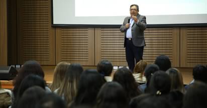 Noticia: Capacitación en simulación clínica fortalece la formación en salud en la Universidad Mariana